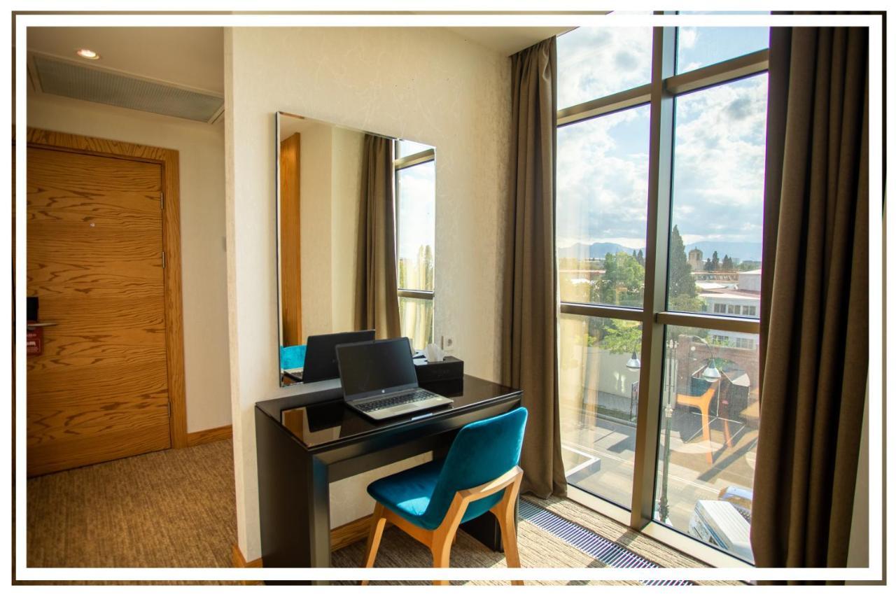 Premium Hotel Гянджа Екстер'єр фото